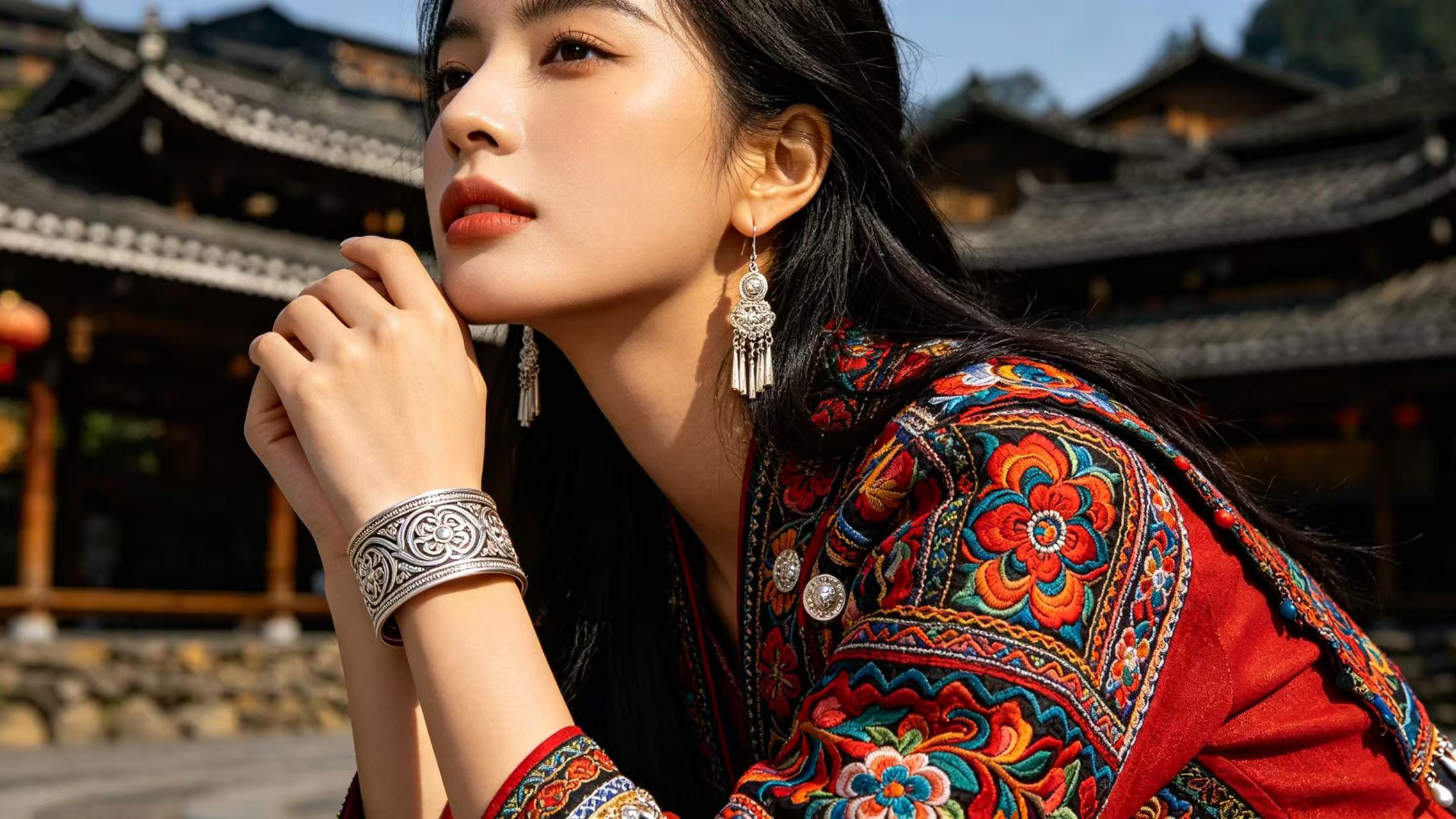 Ethnic bracelet style inspiration: how to wear cultural jewelry in daily life