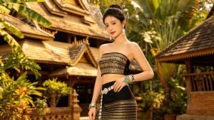 Bring ethnic style into your everyday life with bracelets