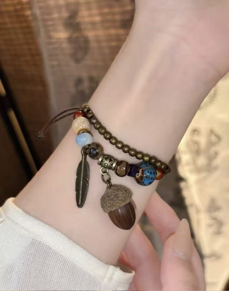 Feather bracelet photo review